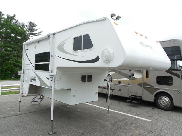 New 2010 Palomino Maverick M-8801 Truck Camper For Sale